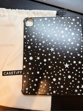 CASETiFY Black Star Pattern Tablet Case iPad Pro 12.9”